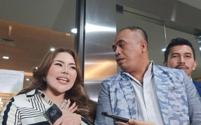 Lisa Mariana Lega Usai Diperiksa, Pengacara Pastikan Tak Ada Penahanan dan Wajib Lapor
